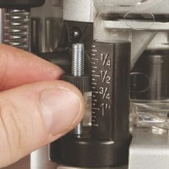 CMT7E Défonceuse 2400 Watt Avec Réglage De Vitesse -Déshumidificateur de chantier Soldes Magasin cmt7e defonceuse 2400 watt avec reglage de vitesse 3