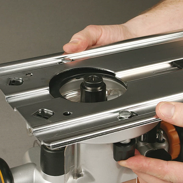 CMT8E Défonceuse Avec Réglage De Vitesse 5 CMT8E Défonceuse Avec Réglage De Vitesse – Image 3